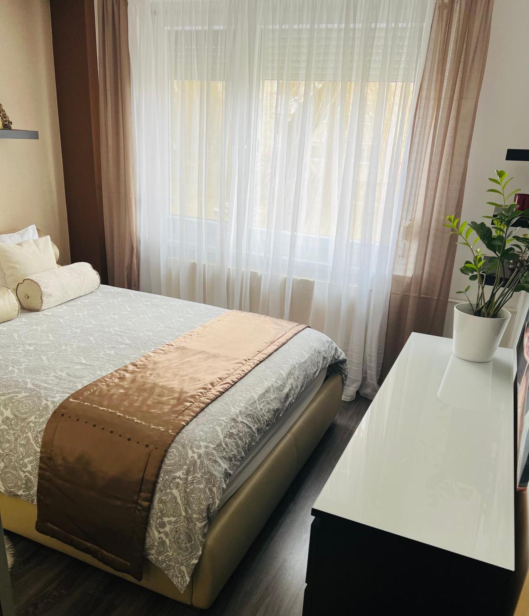 Apartman4you *
